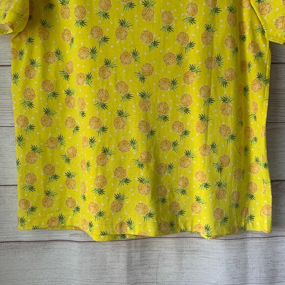 Easy Essentials Yellow Pineapple Polka Dot Print Tee Shirt Short Sleeve Size L - Picture 7 of 10